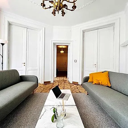 Sada Art Gallery Apartmán